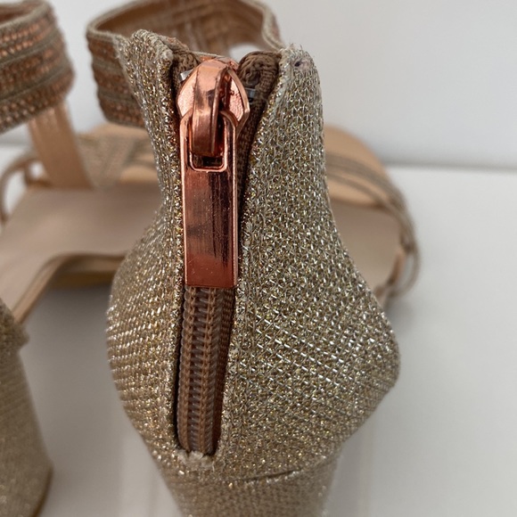 Rose gold studded block heels Davids Bridal Everly Size 8 - Picture 8 of 16